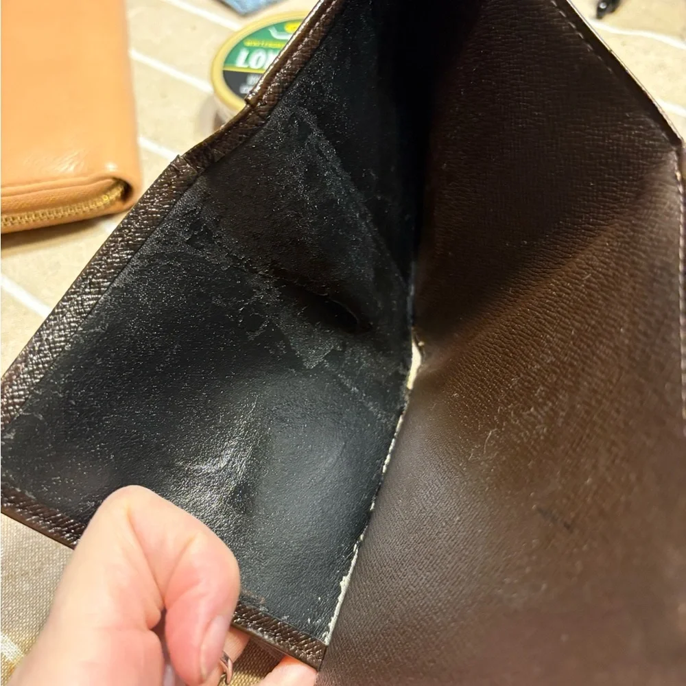 Louis Vuitton Damier Ebene wallet - Picture 11 of 11